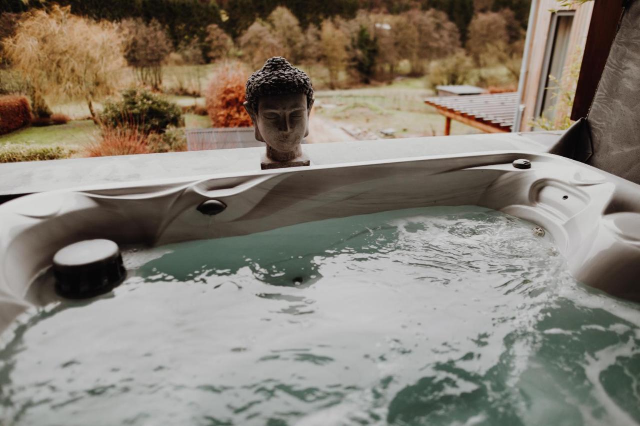 At Home - Jacuzzi Privatif Gesves Eksteriør bilde